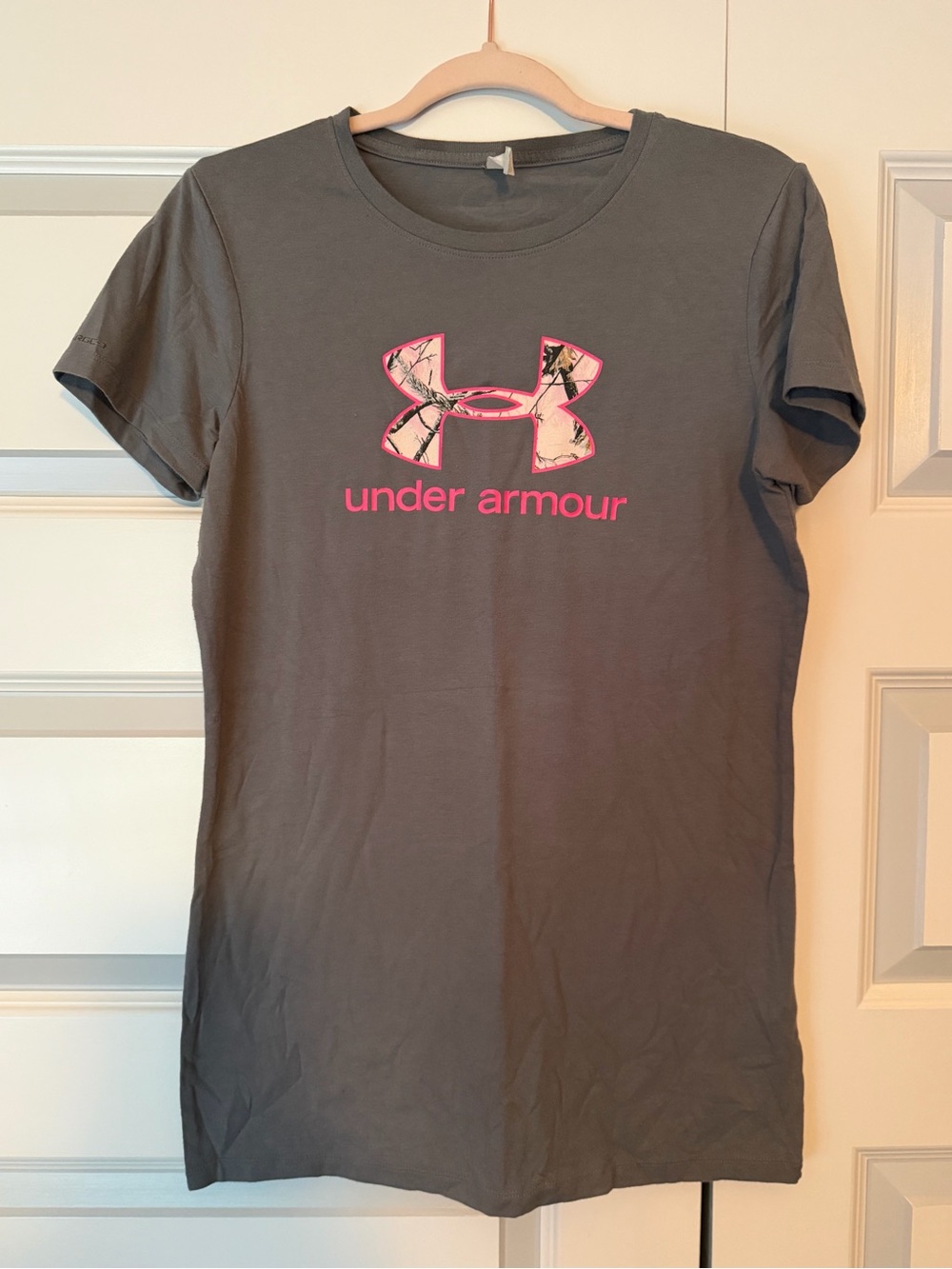 Under Armour Gray Short Sleeve Tee with Pink Camo Logo
